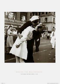 (image for) VJ Day Kiss - Click Image to Close